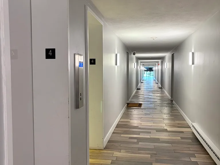 60 Pleasant St #421 — Photo 5