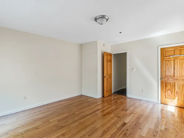 100-15 34th Avenue image 17 of 31