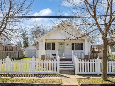 1 Maplewood Avenue, Farmingdale, NY, 11735