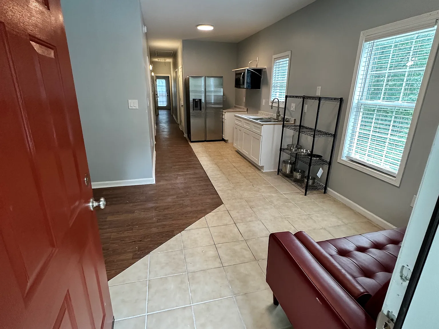 537 Cedar Ave NW — Photo 4