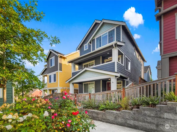 6557 30th Place SW, Seattle, WA 98126