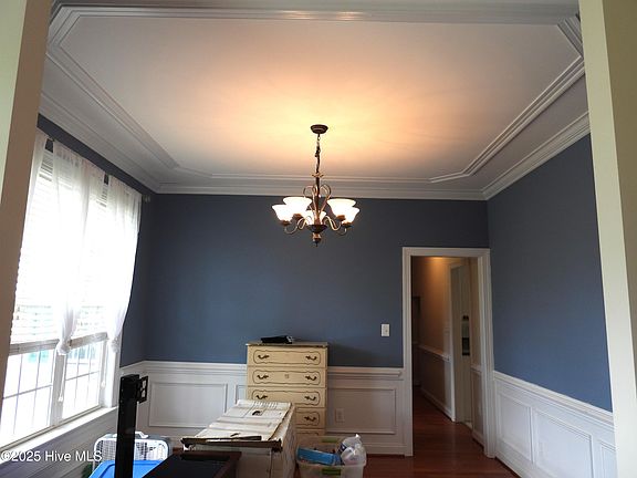 3rd image of 644 Milton Drive
