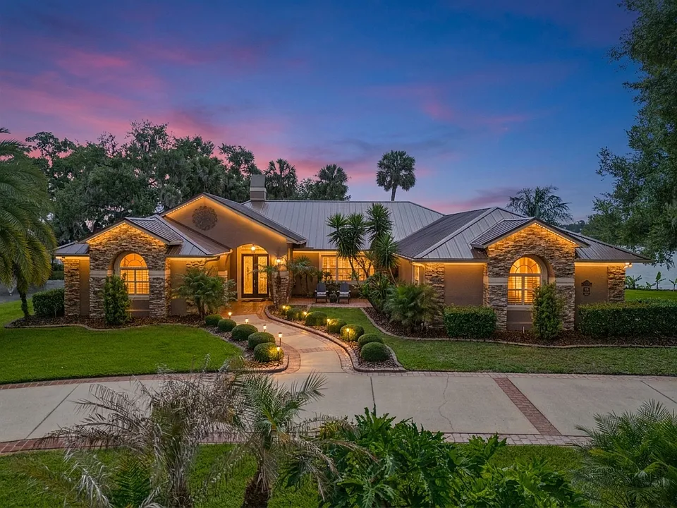 29650 Squirrel Point Rd