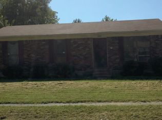 3819 Oboe Dr, Louisville, KY 40216