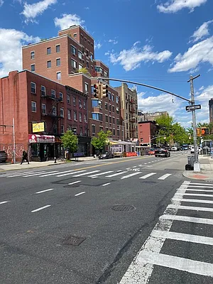 Rented by Batra Group Inc | media 42