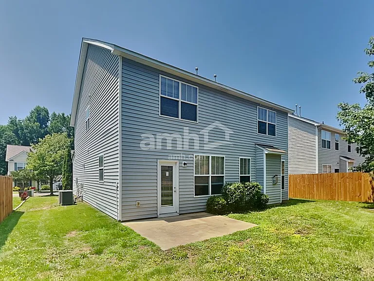 409 Stobhill Ln — Photo 21