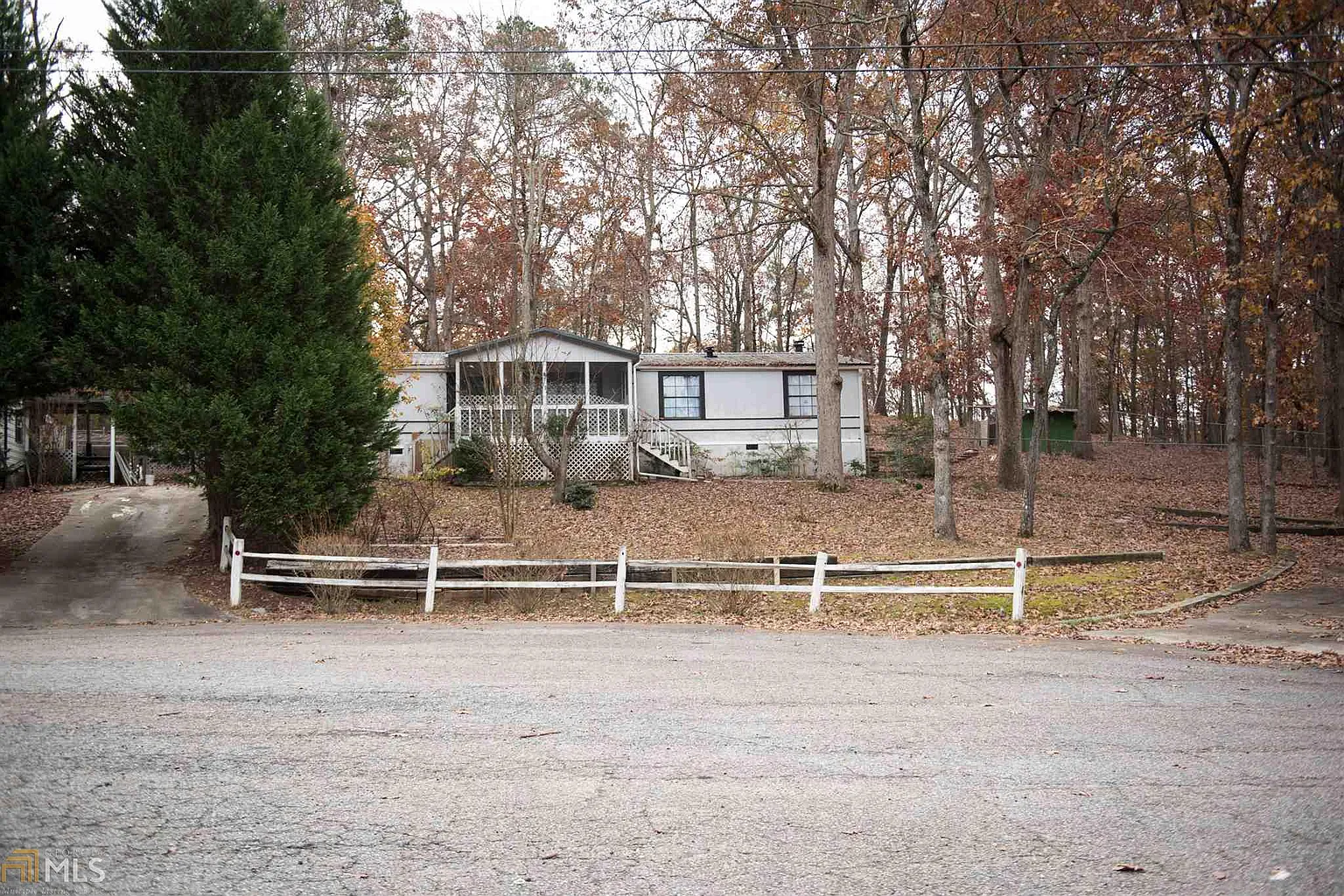 1210 Autumn Ave photo 1