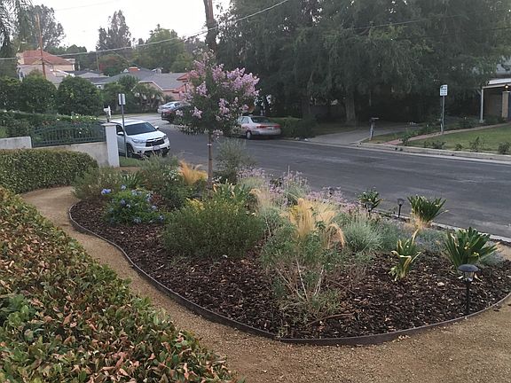 3rd image of 5462 Beckford Ave