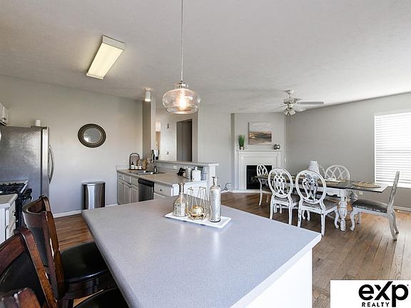 4th image of 16414 Corby St