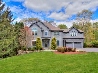 128 Evelyn St, Southport, CT 06890