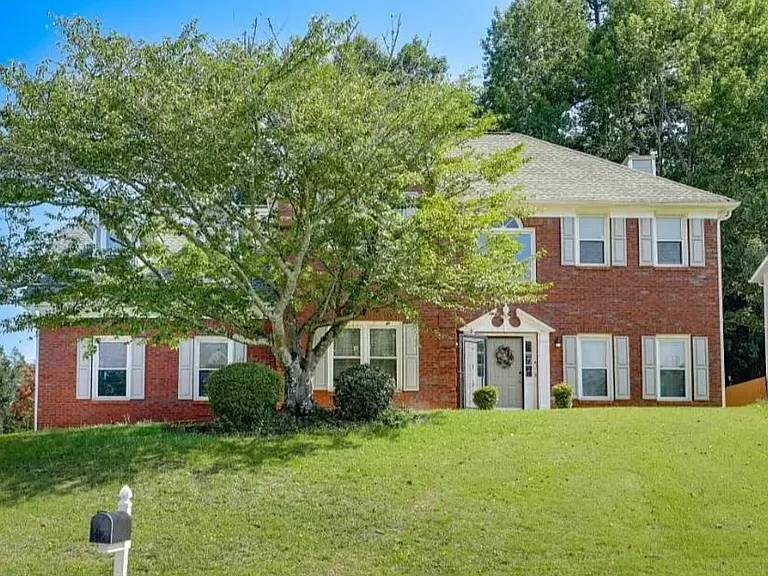 7136 Woodstone Dr — Photo 13