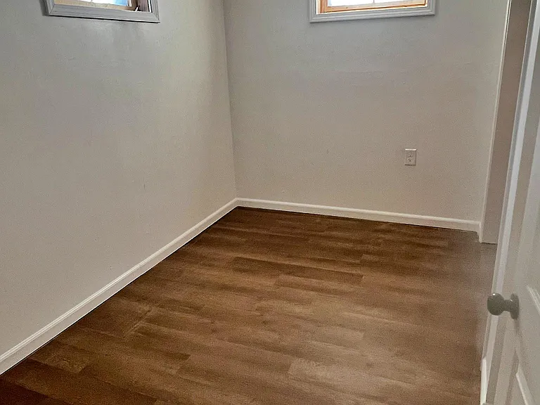 1248 Lewis Ave — Photo 17