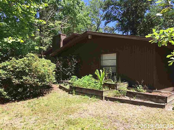 3rd image of 4311 NW 25th Ter