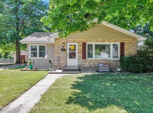 519 W Columbia Rd, Mason, MI 48854