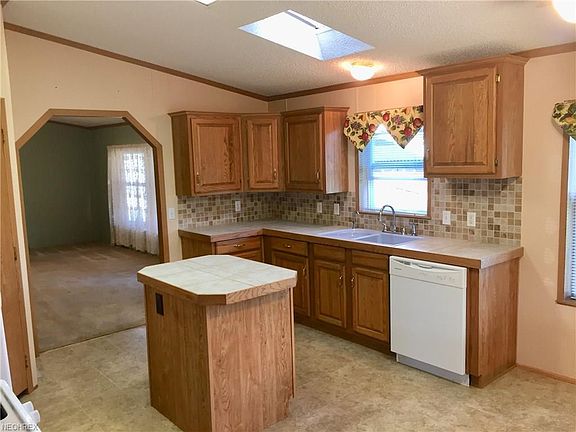 2nd image of 10 Brightwood Dr #10