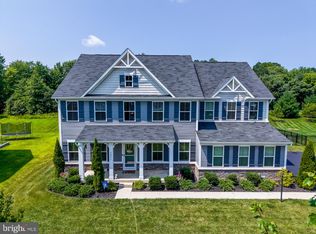 7471 Lake Willow Ct, Warrenton, VA 20187