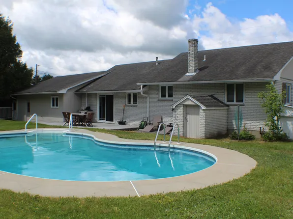 6 Pinecrest Avenue, Berlin, NH 03570