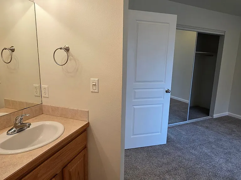 2948 Matt Dr — Photo 18