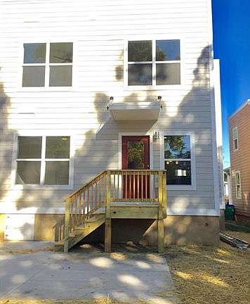 2nd image of 1420 Porter St #A
