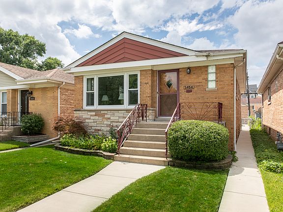 2nd image of 5454 N Melvina Ave