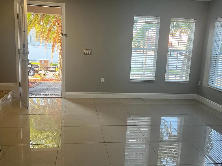423 San Carlo Rd — Photo 3