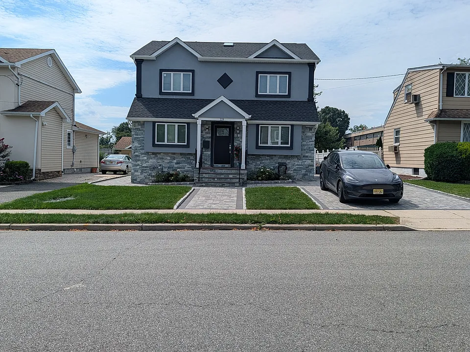 119 Rock Hill Rd