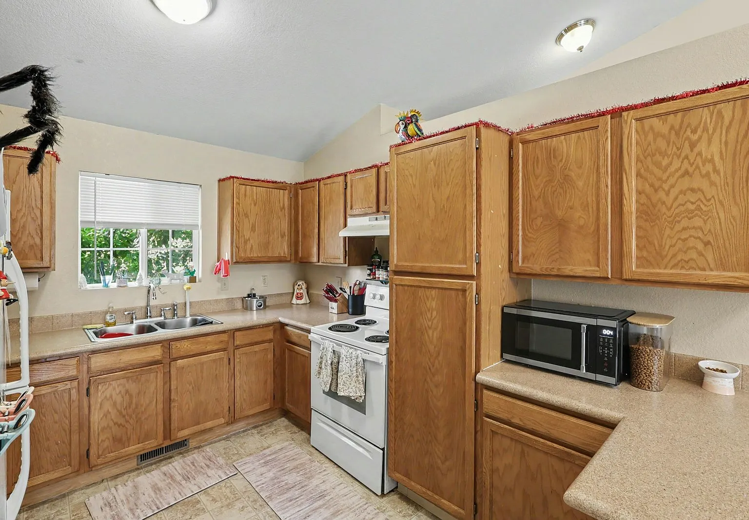 4787 Sunvalley Drive — Photo 3