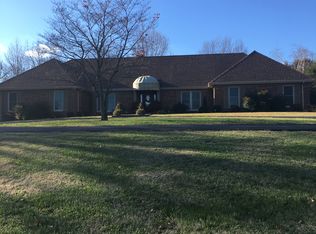 5137 Happy Valley Rd, Cave City, KY 42127