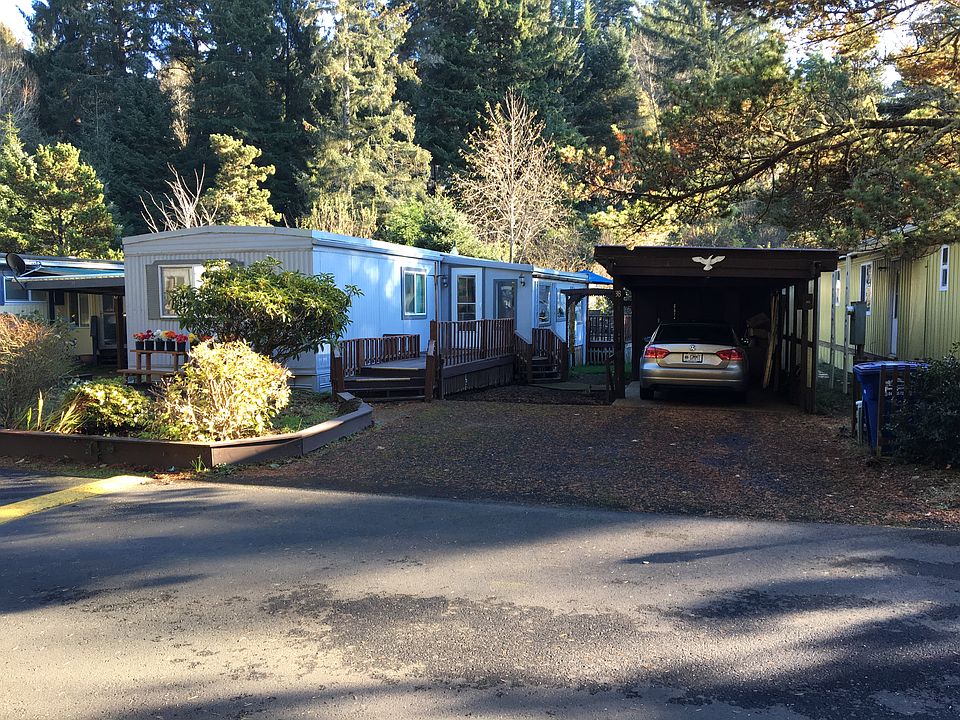 1st image of 923 SE Bay Blvd Unit 38