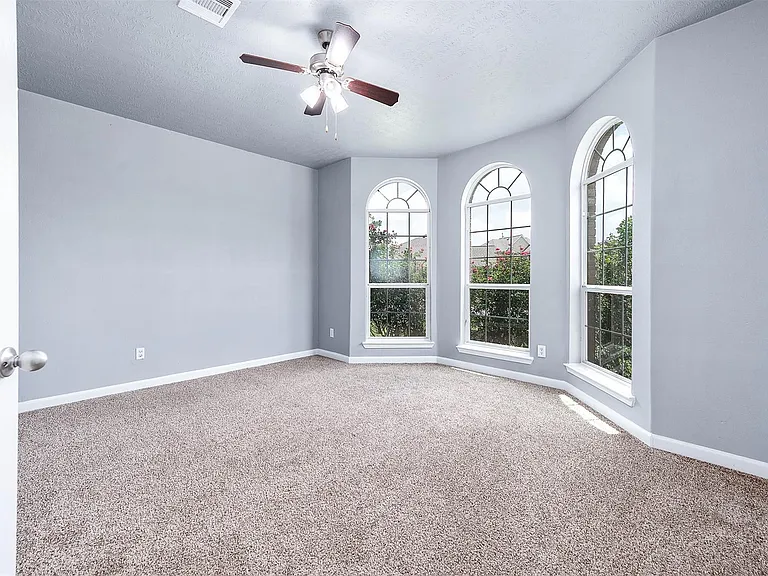 3720 Armand Dr — Photo 7