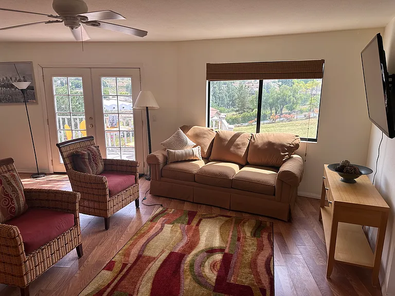 3570 Rosa Way — Photo 12