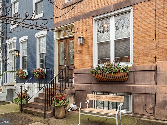 5th image of 829 Corinthian Ave