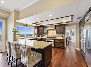 4022 E Rolling Green Ln, Orange, CA 92867