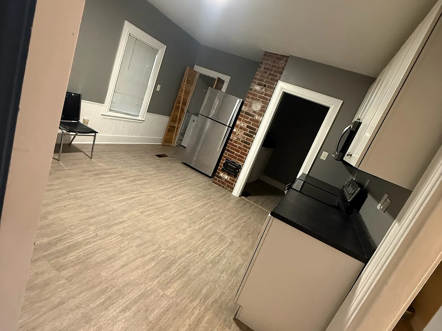 5 bed, 3.5 bath, $3,800 — Photo 2