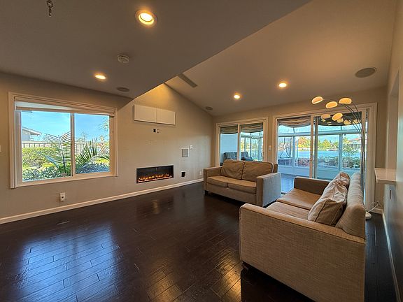 4th image of 1145 Nimitz Ln
