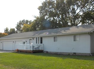 831 S Plum St, Virginia, IL 62691