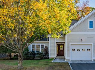 101 Church Rd UNIT 8, Southbury, CT 06488