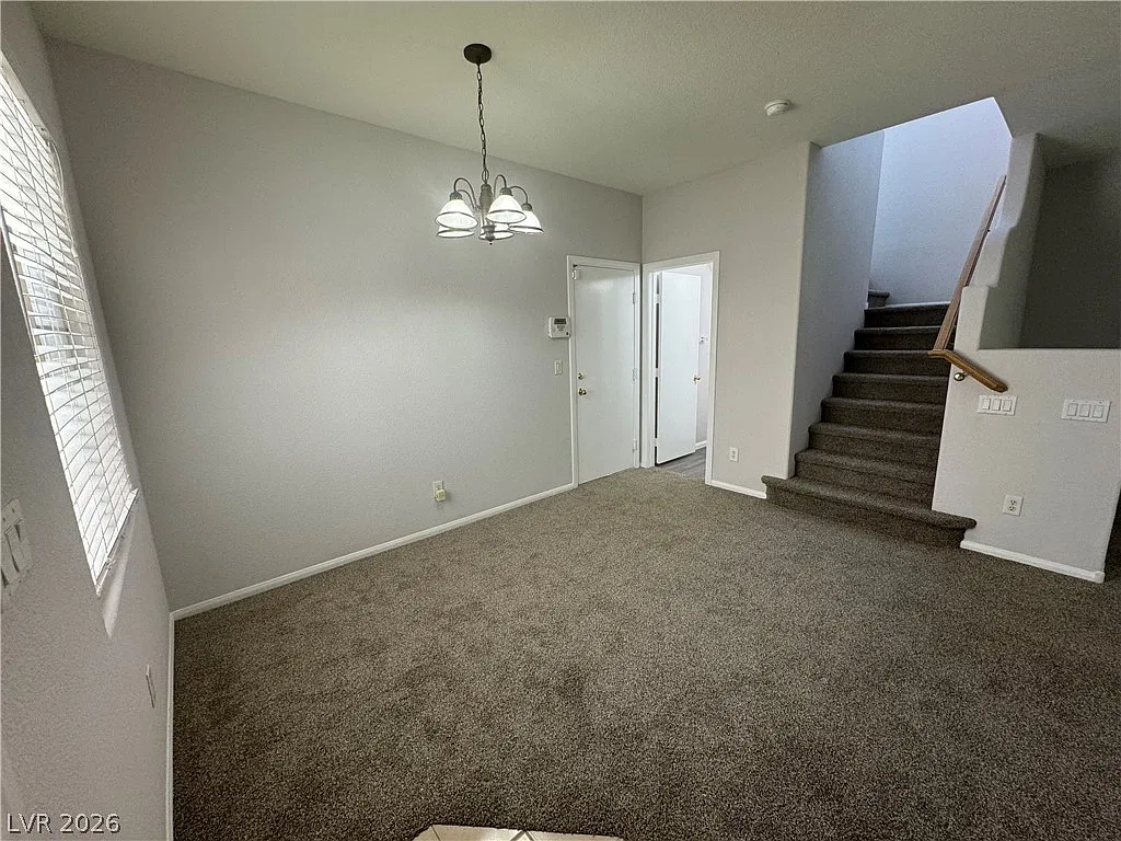 3 bed, 2.5 bath, 1577 sqft, $1,800 — Photo 2