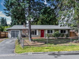 21716 6th Ave W, Bothell, WA 98021