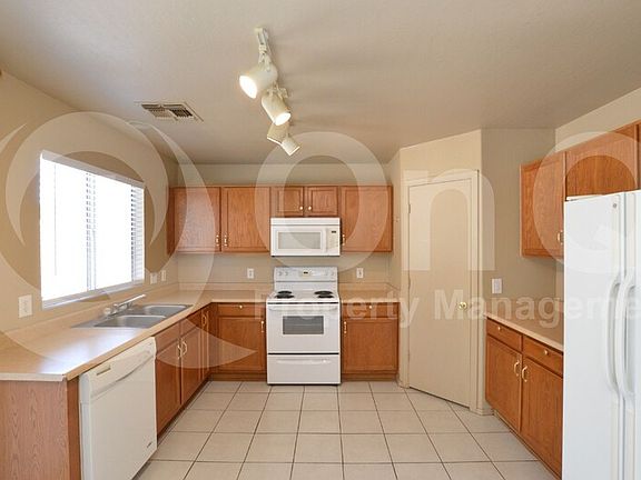 3rd image of 12922 W Paradise Dr