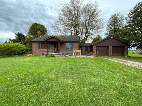 3268 Peck Rd, Croswell, MI 48422
