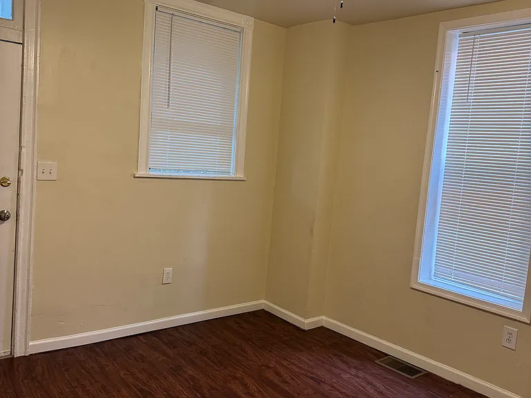 2112 Green St #A — Photo 12
