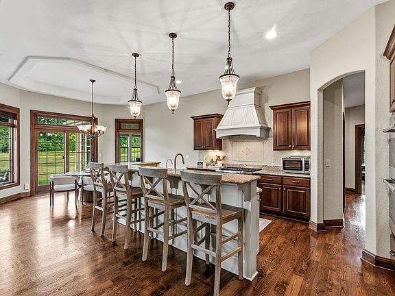 3rd image of 12575 N Hawks Glen COURT