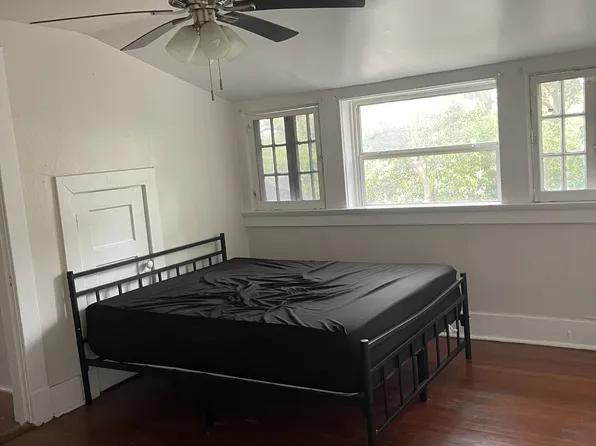 7819 Saint Charles Ave, New Orleans, LA