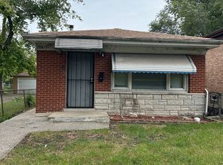 6745 S Evans Ave, Chicago, IL 60637