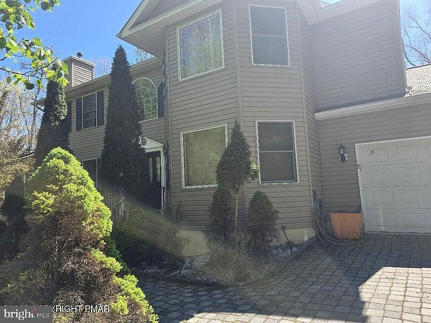 2nd image of 519 Norman Ct