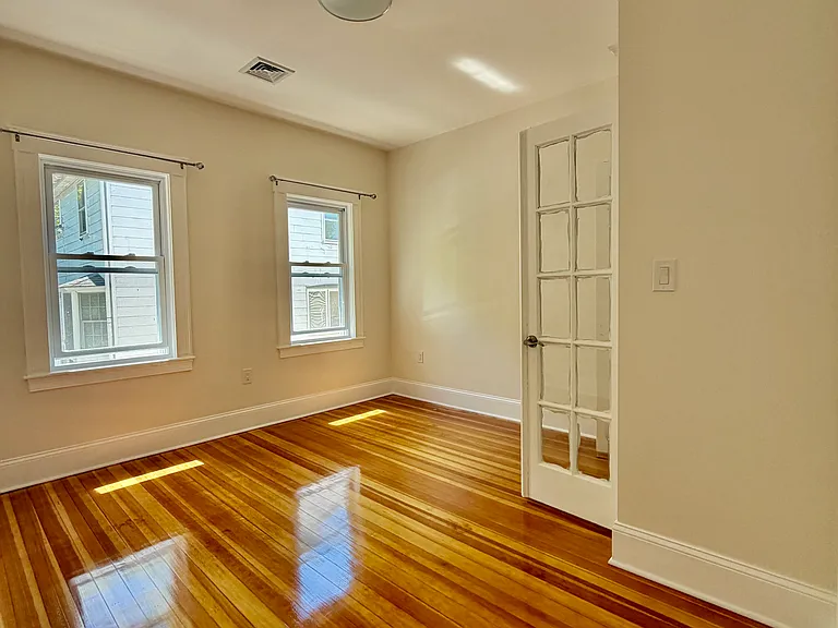 12 Florence Ave #2 — Photo 10