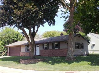 3424 Lombard St, Rockford, IL 61114