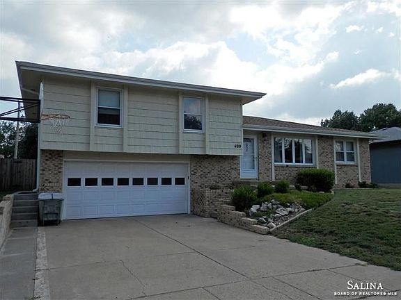 2nd image of 400 Scott Ave
