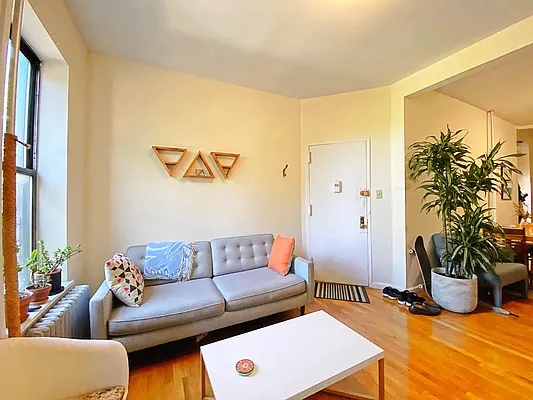 Rented by Douglas Elliman | media 34